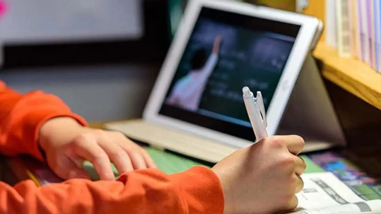 Eğitim Bir Sen’in 2025 Raporu: Öğrenci Sayısında ve Okullaşma Oranında Düşüş